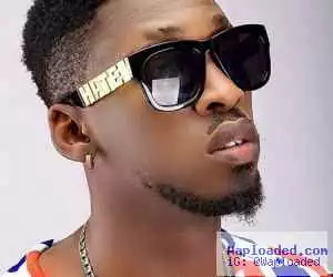 Video: Man Accuses Singer Orezi Of Sleeping With His Wife In Surulere